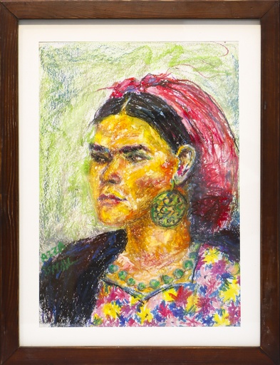 [PROD_0000129] Azza Ismail